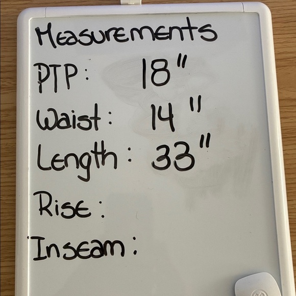 PrettyLittleThing White Mini Dress with Ring Detail Sz 8 - Picture 5 of 5